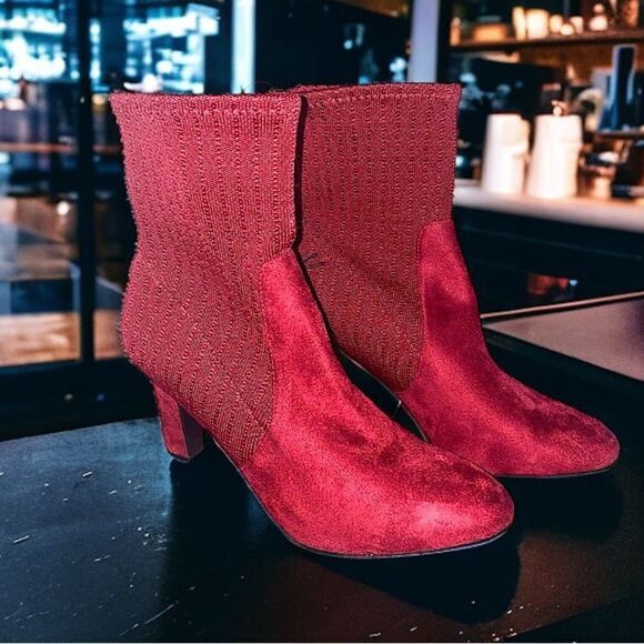 LMPO l Red Suede Booties l Soft Pull-on l 3 1/4” Heel l Size 8 l New - Picture 5 of 8